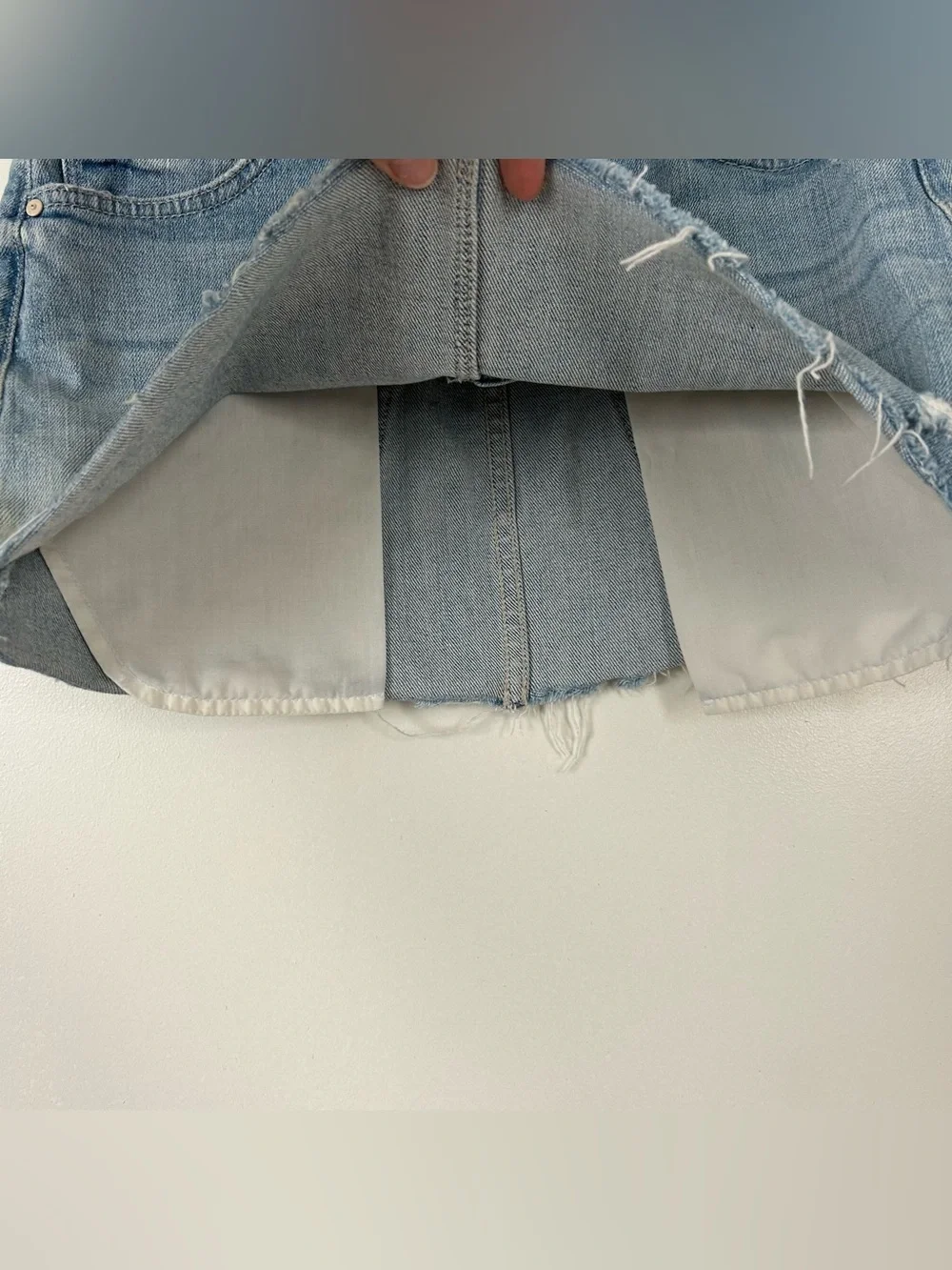 MOTHER The Teeny Tiny Mini Skirt in Sippin' Sweet Tea Size 24